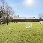 Blommevaenget Vi * Hejls